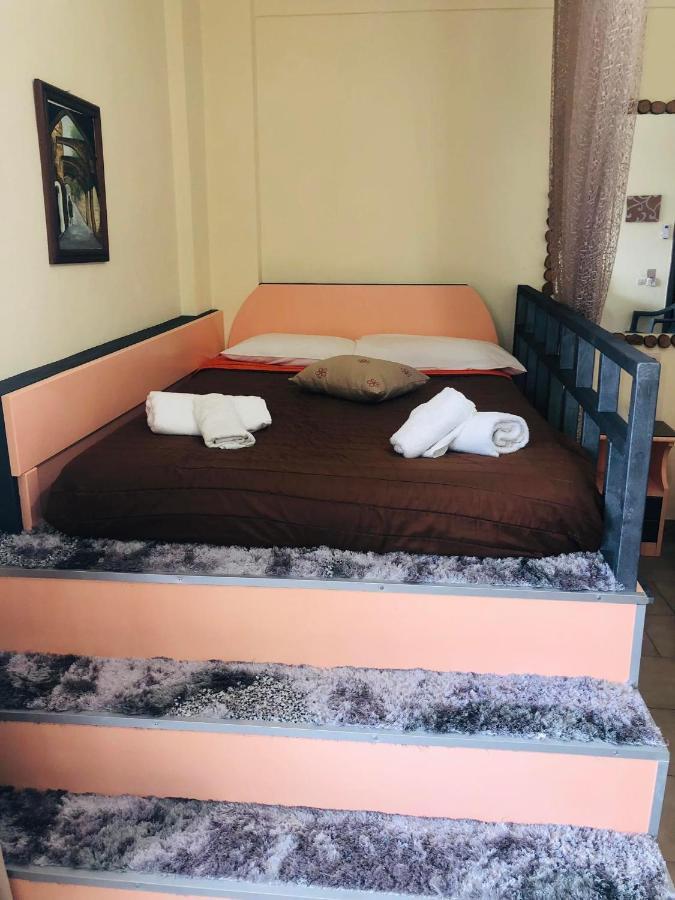 Takis Hotel Apartments إياليسوس المظهر الخارجي الصورة