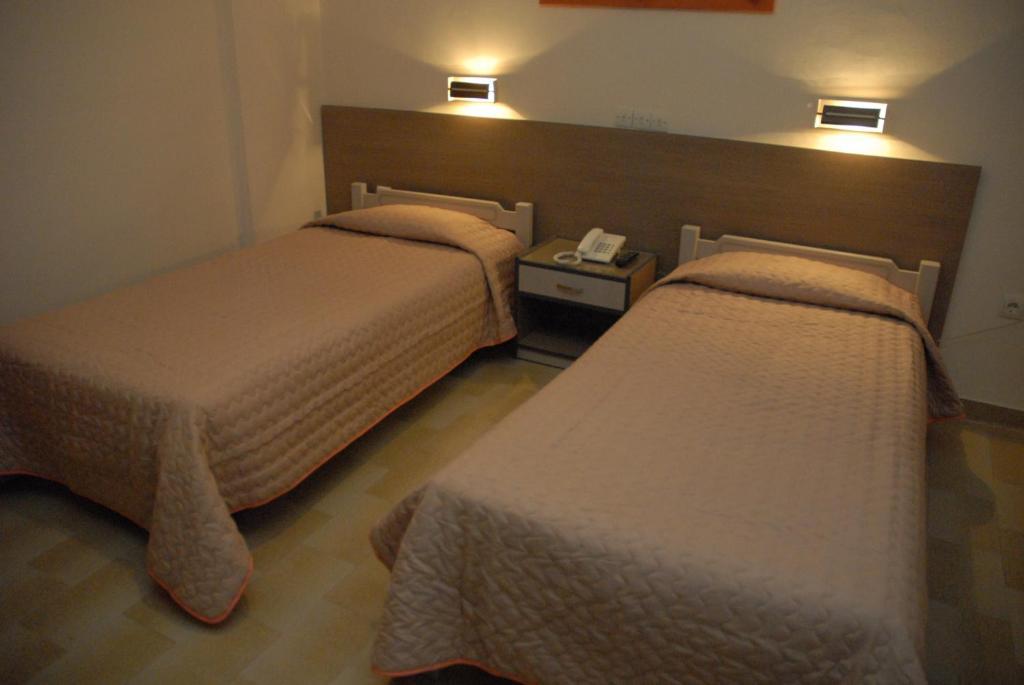 Takis Hotel Apartments إياليسوس المظهر الخارجي الصورة