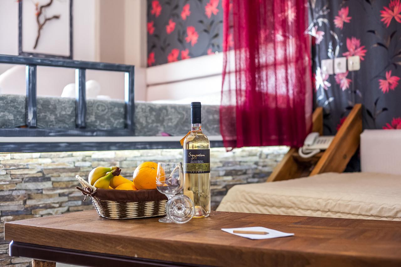 Takis Hotel Apartments إياليسوس المظهر الخارجي الصورة