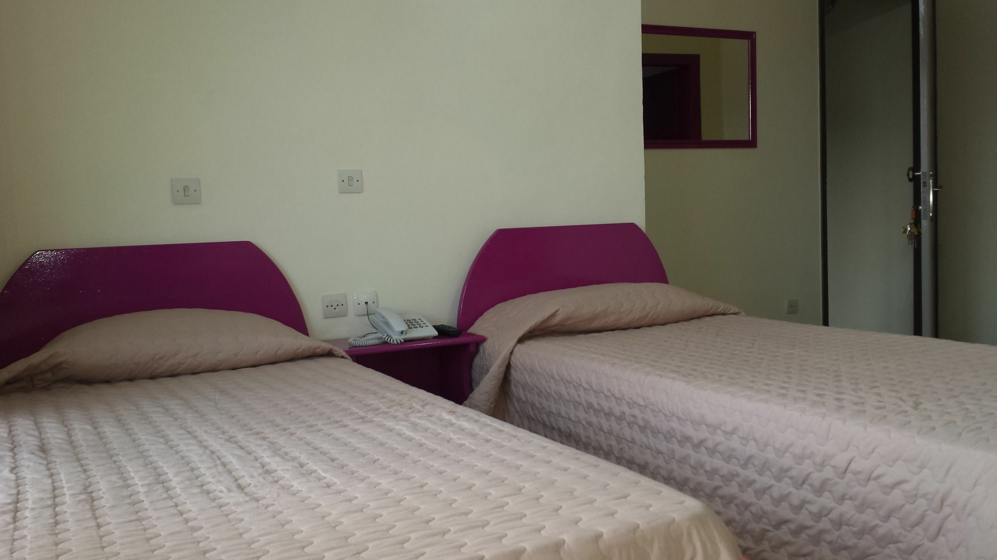 Takis Hotel Apartments إياليسوس المظهر الخارجي الصورة
