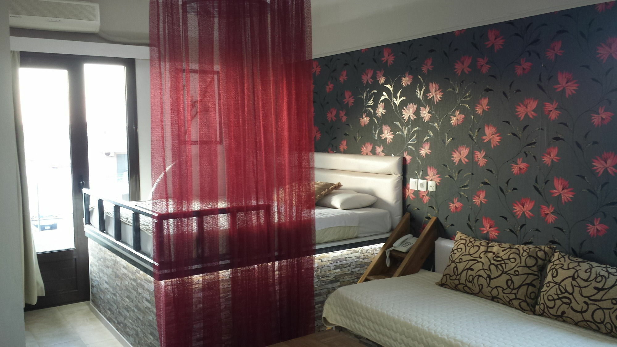 Takis Hotel Apartments إياليسوس المظهر الخارجي الصورة